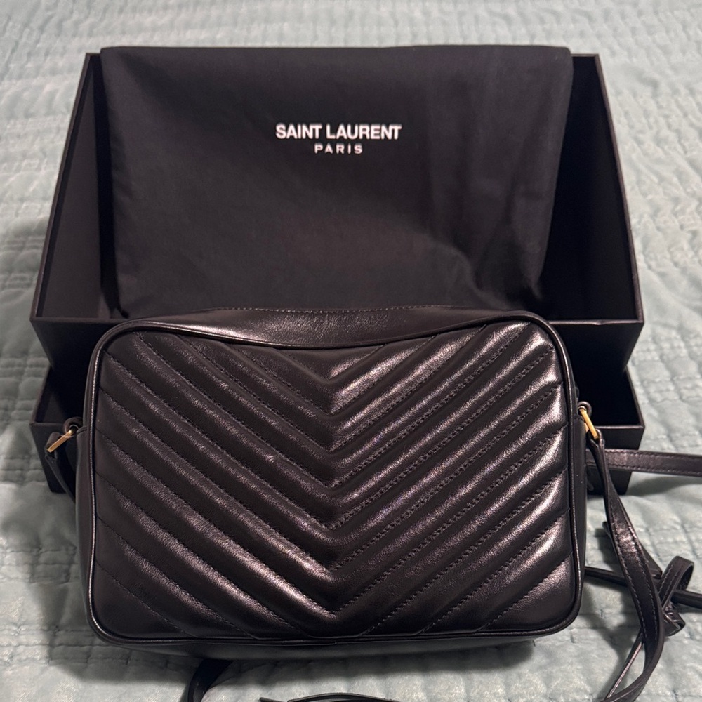 Saint Laurent Quilted Black Leather Bag with Gold Logo - Picture 2 of 3